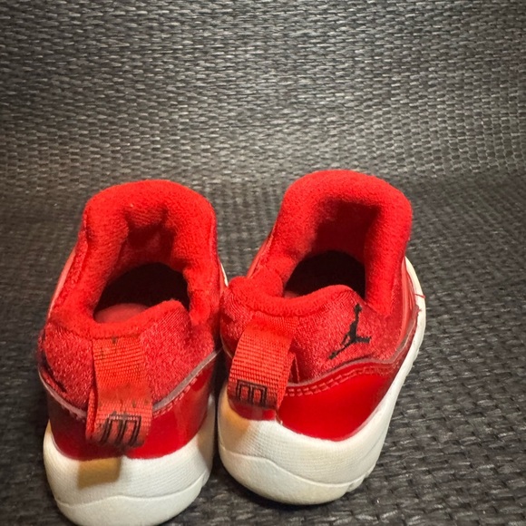 New Born Toddlers Nike Air Jordan Retro 11 Little Flex - Picture 4 of 6